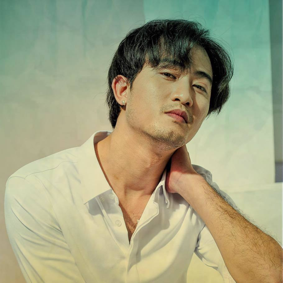 Doãn Quốc Đam có lối đi khác lạ so với đồng nghiệp cùng lứa. Doãn Quốc Đam có lối đi khác lạ so với đồng nghiệp cùng lứa.