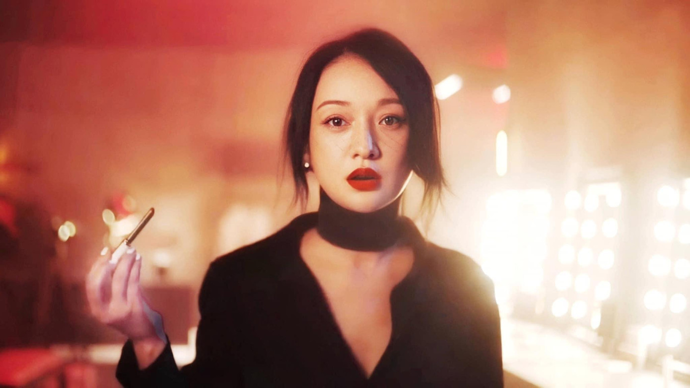 Nhiều người cũng đồn đoán đại hoa đán của C-biz đã có tình mới sau khi ly hôn, tuy nhiên nữ diễn viên chưa từng công khai lên tiếng về chuyện tình cảm cá nhân sau khi &quot;đường ai nấy đi&quot; với chồng cũ.