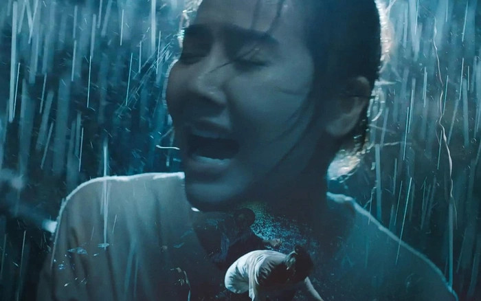 Dương mất bố mẹ trong vụ tai nạn giao thông. Ảnh: CMH.