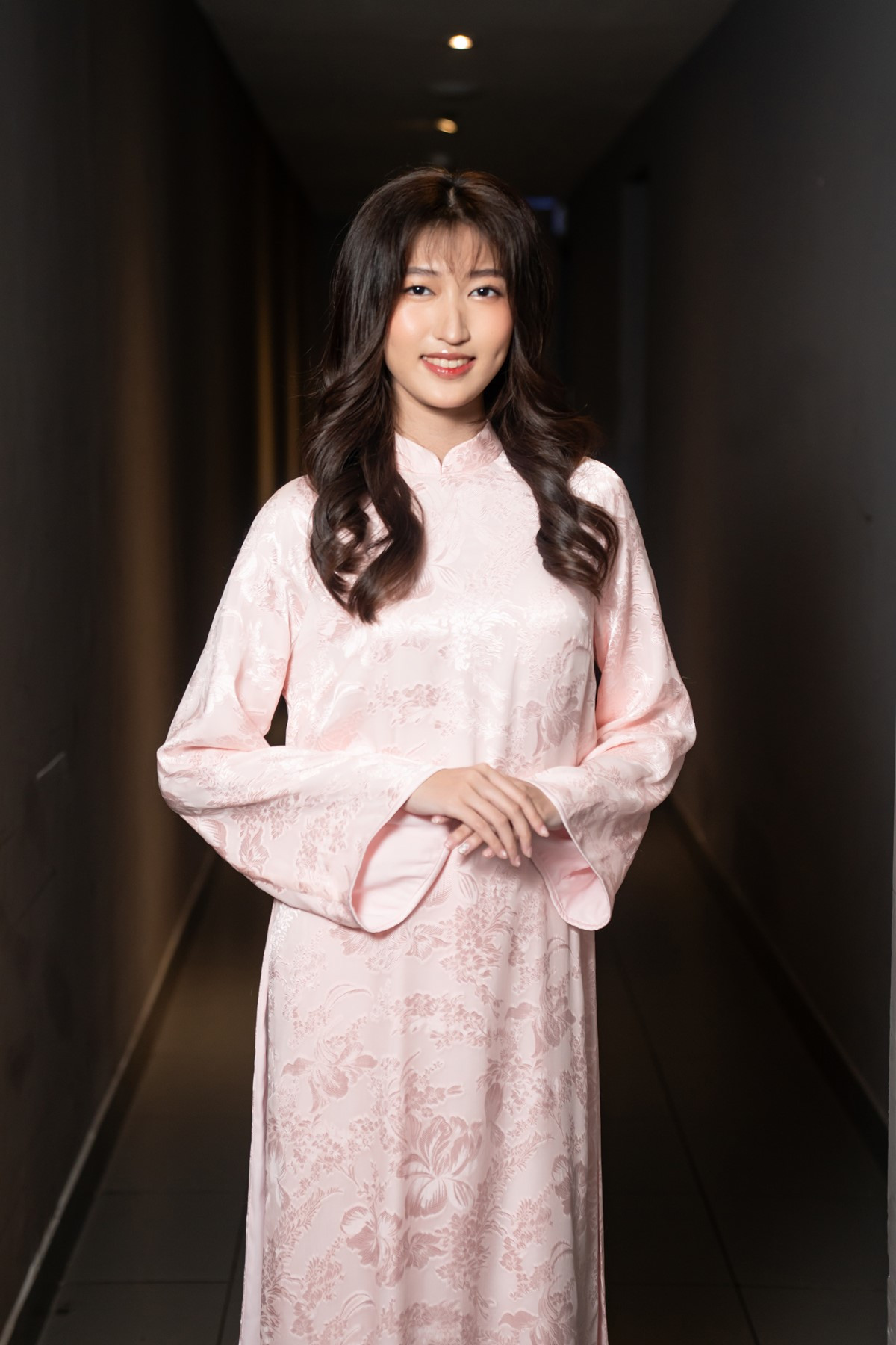 Mai Mỹ Ngân từng đoạt giải Ngôi sao xanh 2023 ở hạng mục Gương mặt triển vọng nhờ vai diễn trong phim truyền hình Tình yêu dối lừa.