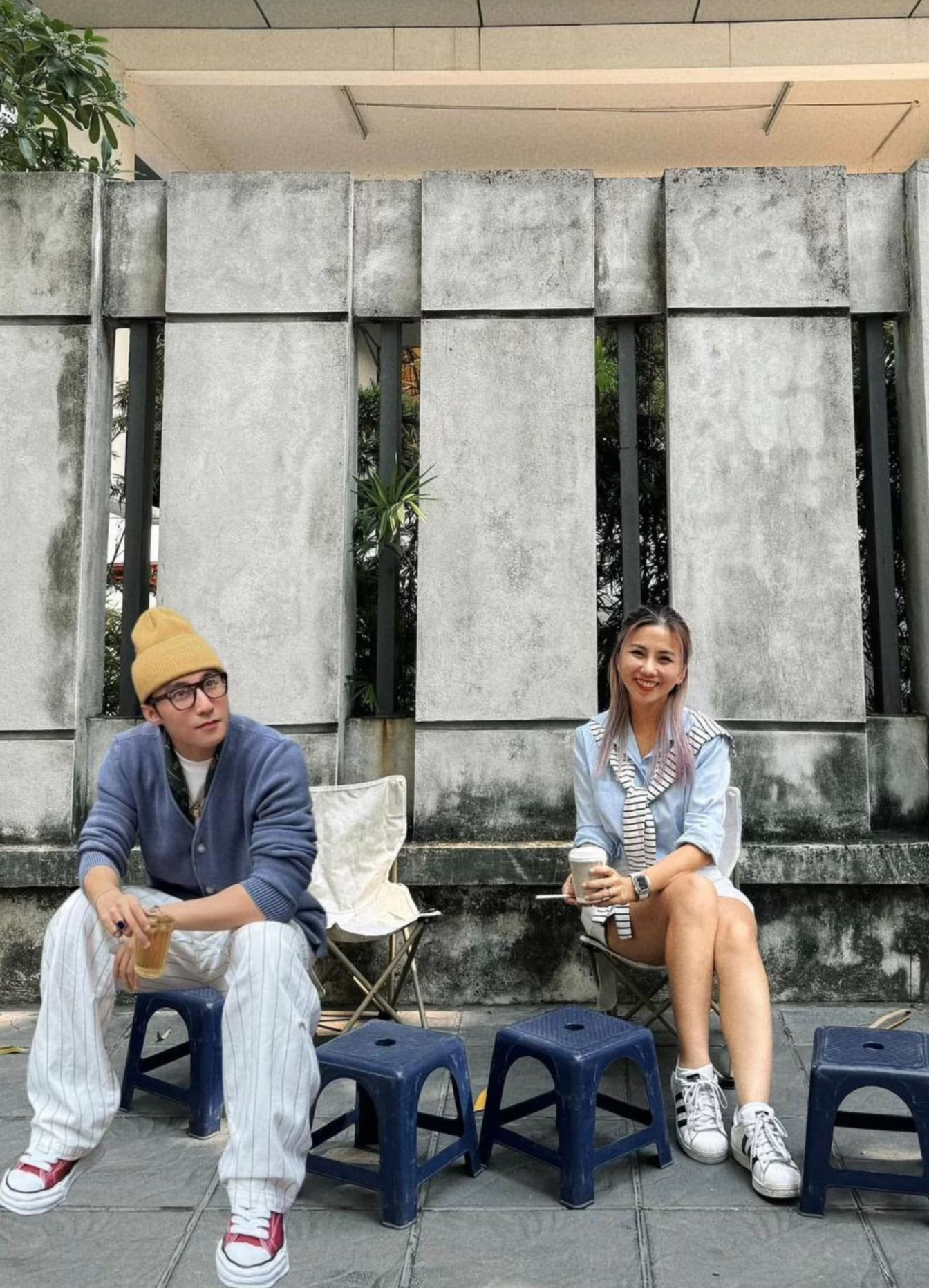 Cư dân mạng ghép ảnh để được ngồi cạnh Sơn Tùng.