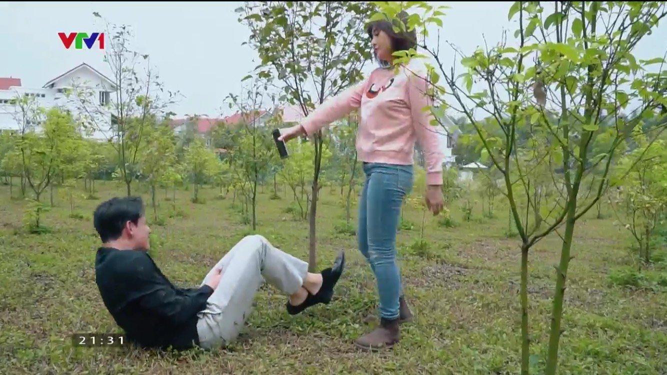 Phương Nam phát hiện ra Dũng là kẻ là lừa gạt và xúc phạm em gái mình...