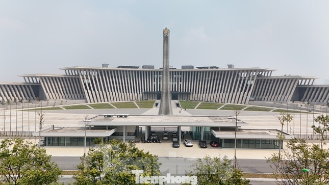 Bảo tàng Lịch sử quân sự Việt Nam được Bộ Quốc phòng đầu tư xây dựng mới từ năm 2019. Bảo tàng Lịch sử quân sự Việt Nam được Bộ Quốc phòng đầu tư xây dựng mới từ năm 2019.