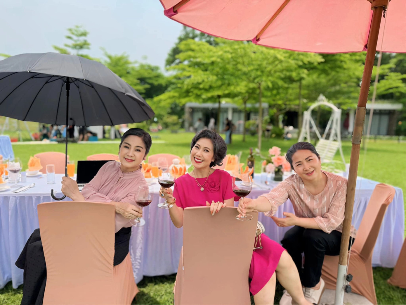 Cảnh cuối phim Trạm cứu hộ trái tim. Cảnh cuối phim Trạm cứu hộ trái tim.