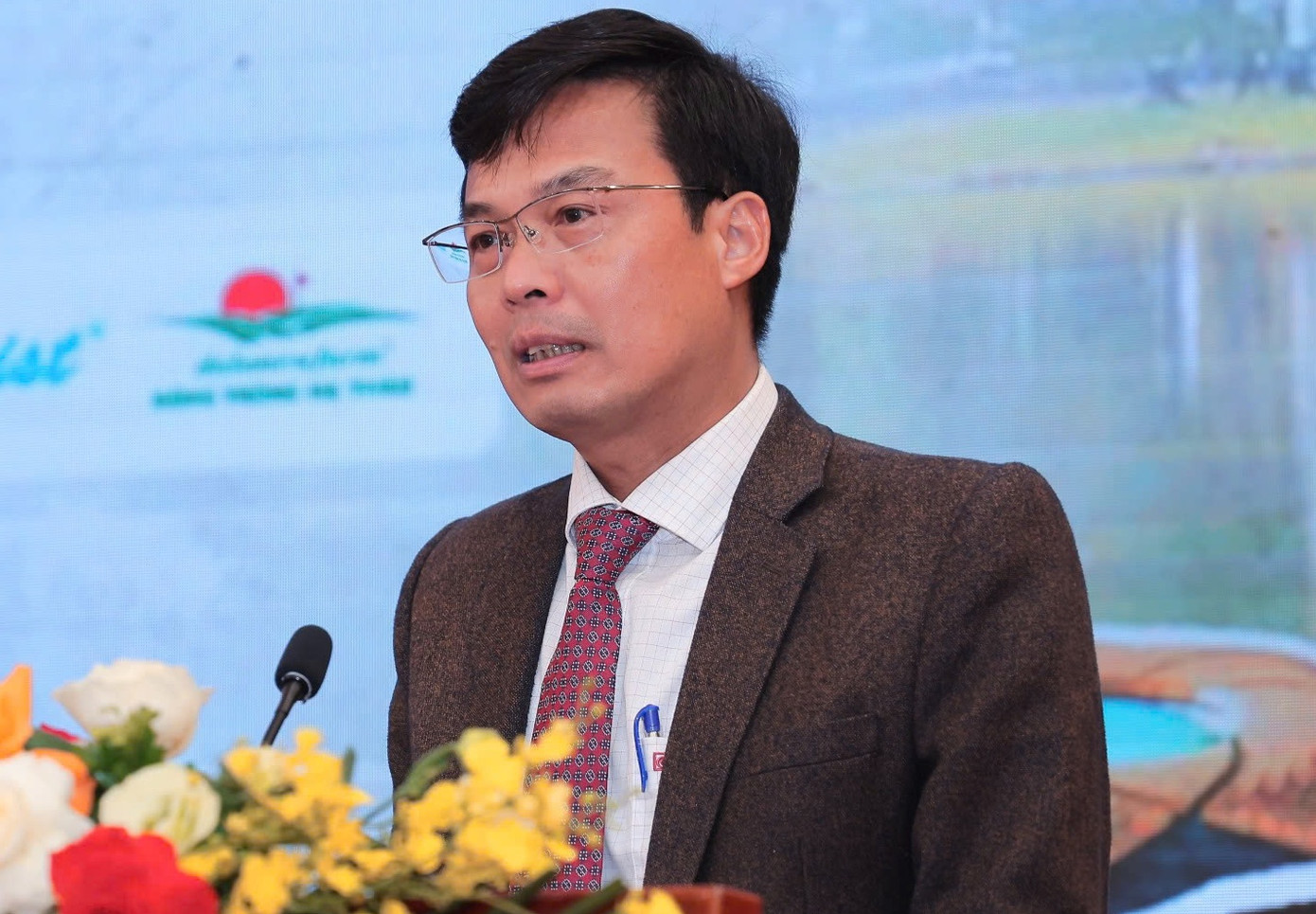 Phó Chủ tịch UBND tỉnh Lâm Đồng Đinh Văn Tuấn chia sẻ về quy mô Ngày Văn hóa Lâm Đồng tại Hà Nội. Phó Chủ tịch UBND tỉnh Lâm Đồng Đinh Văn Tuấn chia sẻ về quy mô Ngày Văn hóa Lâm Đồng tại Hà Nội.