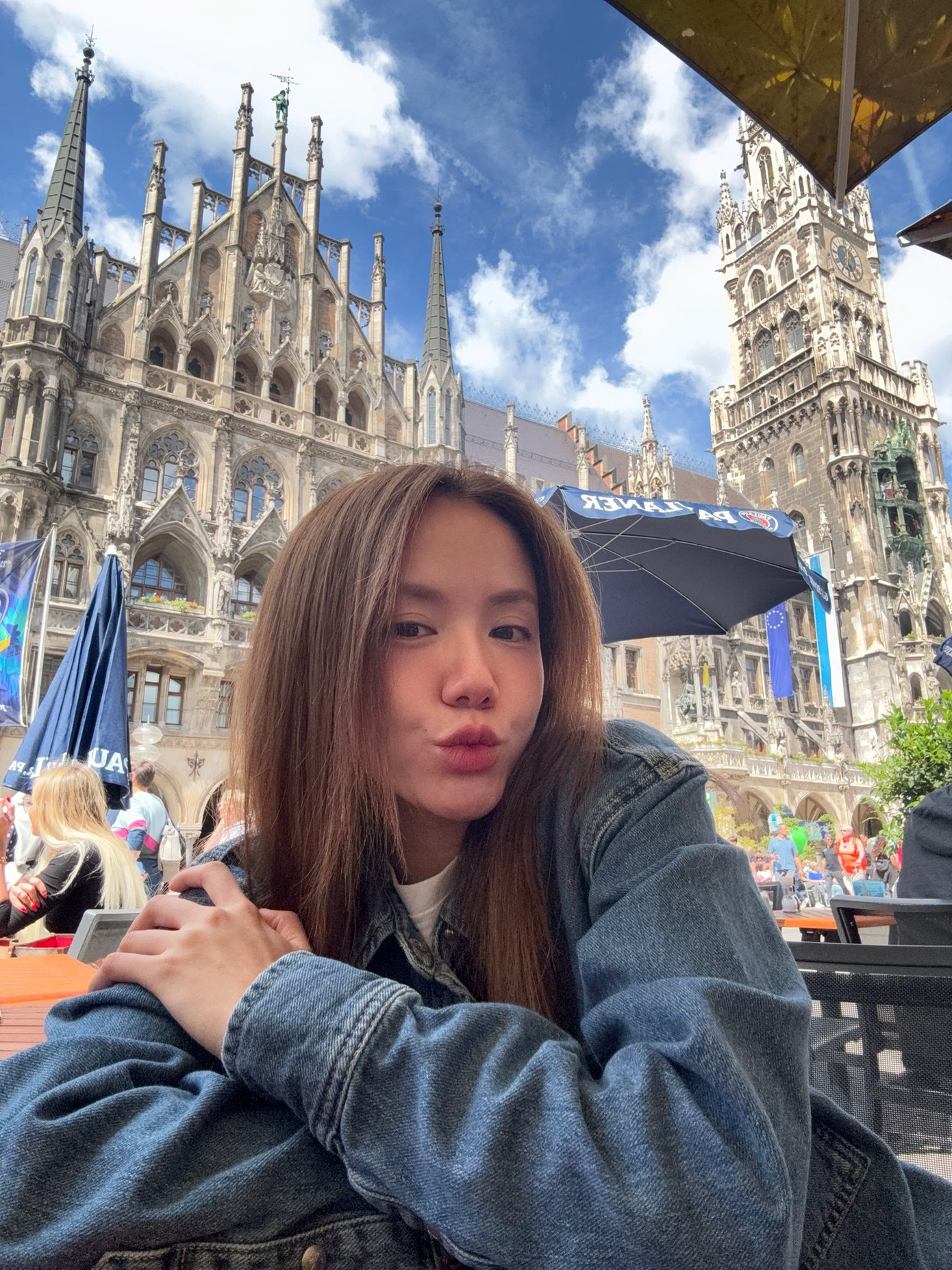 Phương Ly có mặt ở Đức từ 31/5.