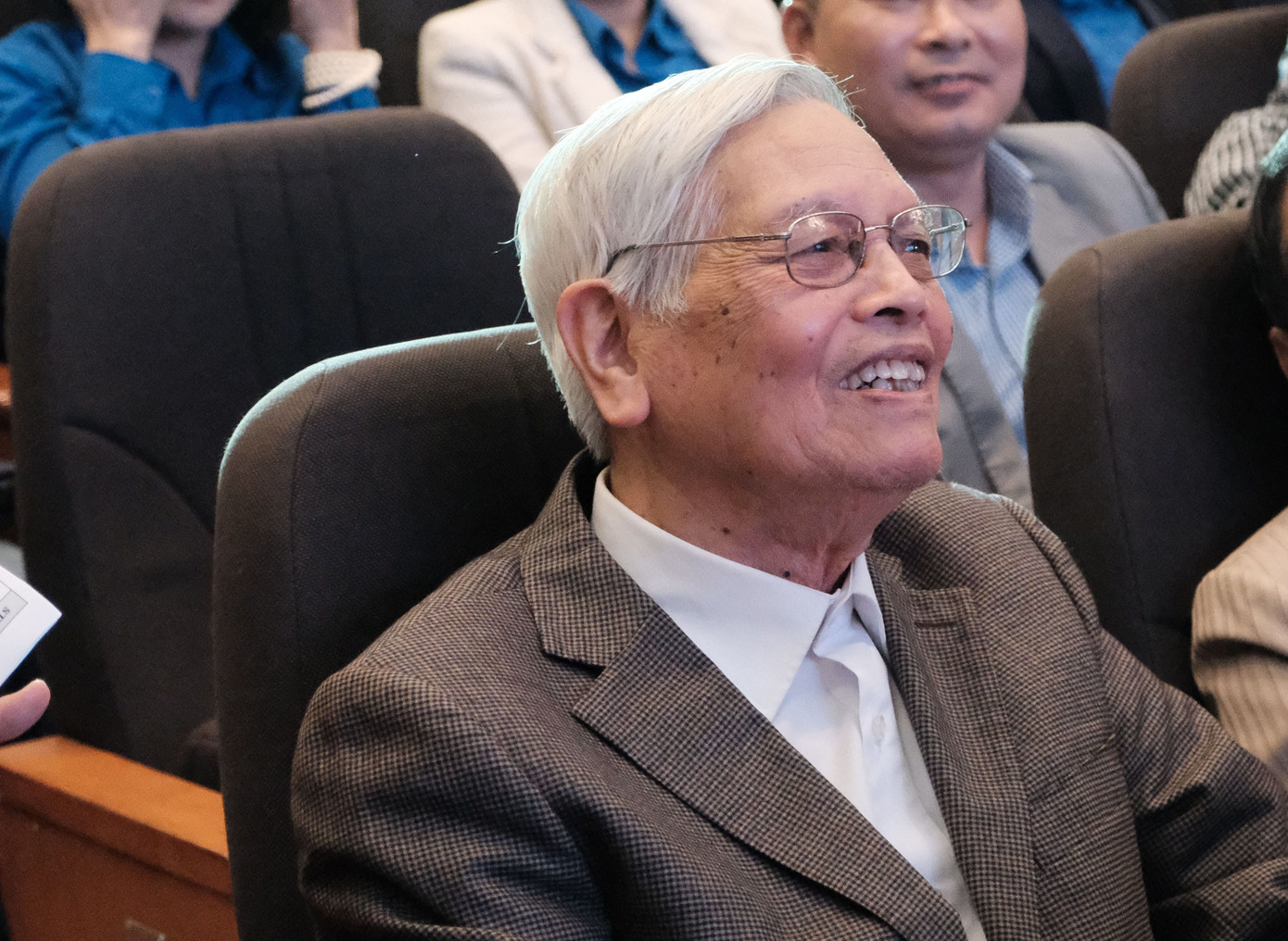 Đại tá, nhạc sĩ Doãn Nho nhớ về thời điểm sáng tác Năm anh em trên một chiếc xe tăng.