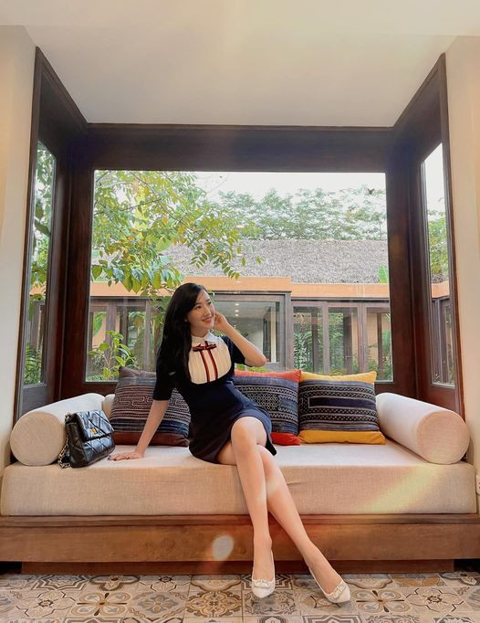 Phương Anh vừa tốt nghiệp trường Đại học Sân khấu - Điện ảnh Hà Nội. Phương Anh vừa tốt nghiệp trường Đại học Sân khấu - Điện ảnh Hà Nội.