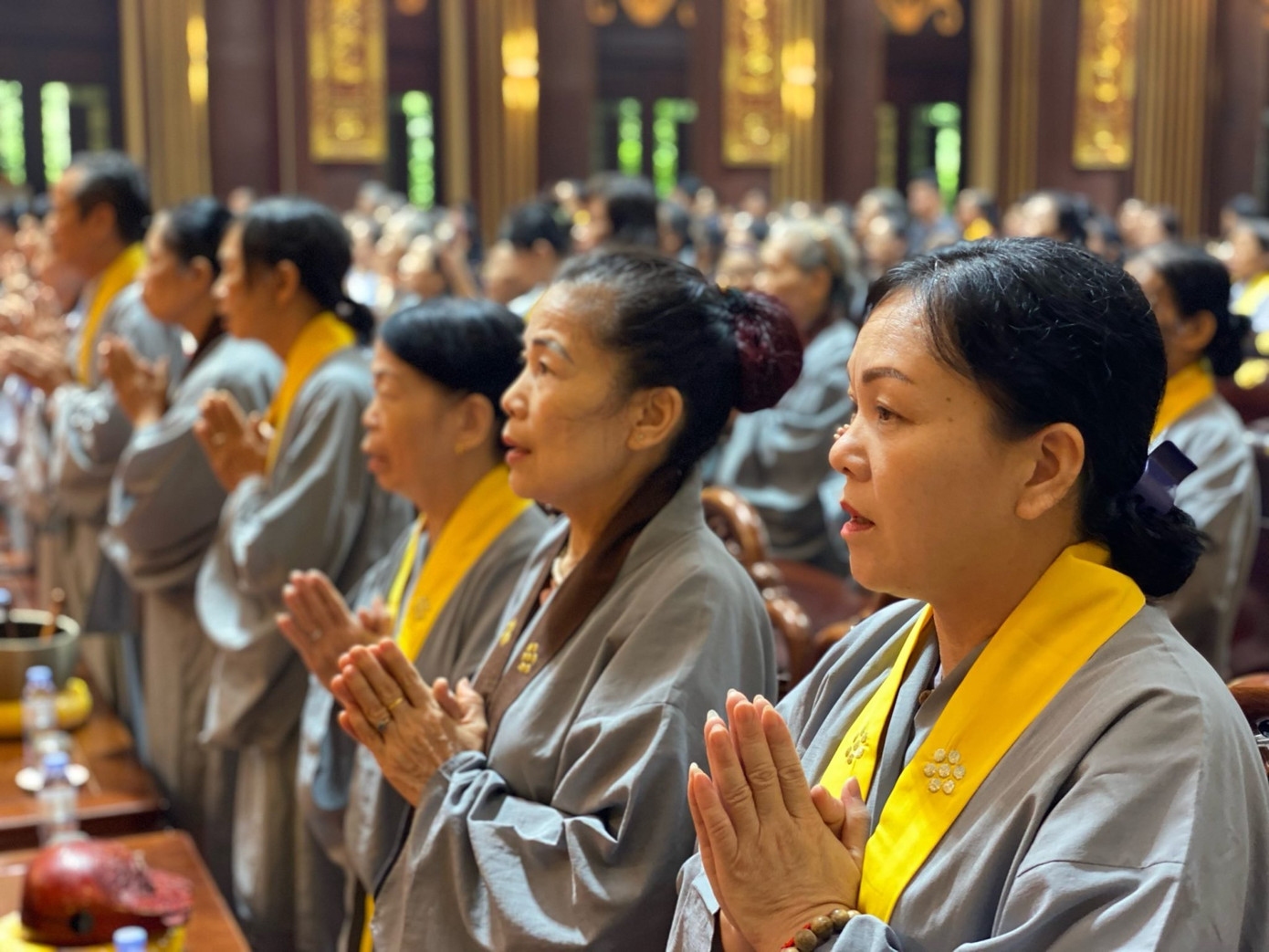 Tăng ni, Phật tử tề tựu về Cung Trúc Lâm tưởng niệm Tổng Bí thư Nguyễn Phú Trọng. Tăng ni, Phật tử tề tựu về Cung Trúc Lâm tưởng niệm Tổng Bí thư Nguyễn Phú Trọng.