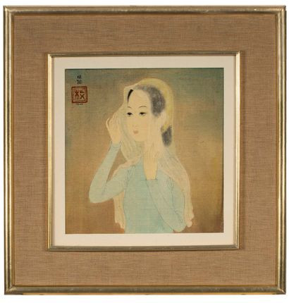 Danh họa Mai Trung Thứ có nhiều bức tranh được đấu giá thành công. Trong những năm theo học Cao đẳng Mỹ thuật Đông Dương, ông theo đuổi chất liệu tranh sơn dầu, vẽ cảnh sinh hoạt của nông thôn Việt Nam thời đó. Về sau ông chuyển sang vẽ tranh lụa, chất liệu tranh đã tạo nên tên tuổi ông sau này. Tranh của danh họa Mai Trung Thứ nổi bật với những gam màu tươi sáng. Danh họa Mai Trung Thứ có nhiều bức tranh được đấu giá thành công. Trong những năm theo học Cao đẳng Mỹ thuật Đông Dương, ông theo đuổi chất liệu tranh sơn dầu, vẽ cảnh sinh hoạt của nông thôn Việt Nam thời đó. Về sau ông chuyển sang vẽ tranh lụa, chất liệu tranh đã tạo nên tên tuổi ông sau này. Tranh của danh họa Mai Trung Thứ nổi bật với những gam màu tươi sáng.