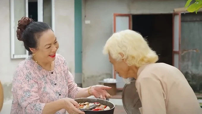 Nhân vật của NSƯT Thanh Quý được khán giả dành lời khen. Nhân vật của NSƯT Thanh Quý được khán giả dành lời khen.