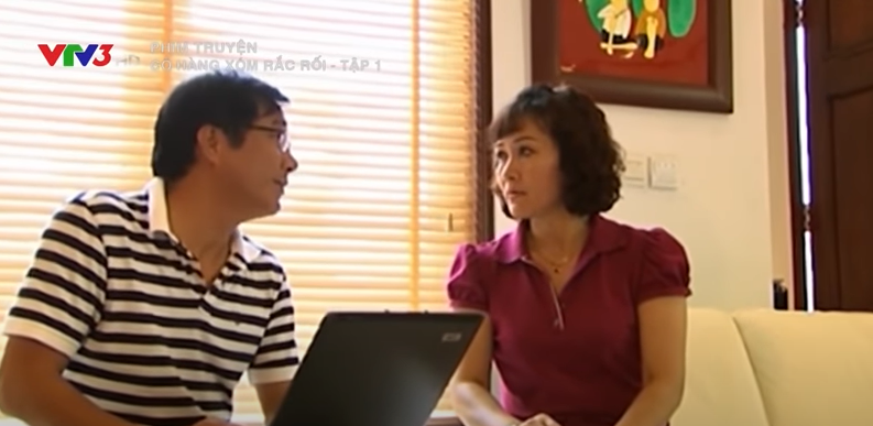 NSND Minh Hòa và NSND Trọng Trinh đóng vợ chồng trong Cô hàng xóm rắc rối.