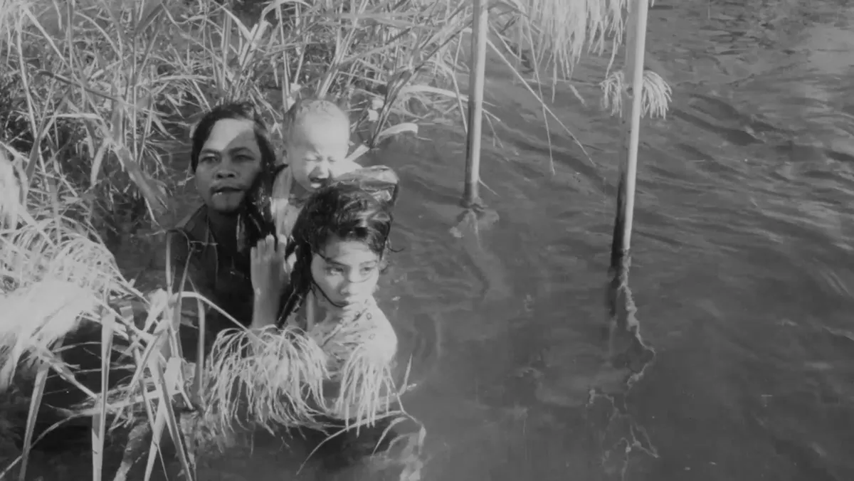 Một số hình ảnh trong phim. Một số hình ảnh trong phim.