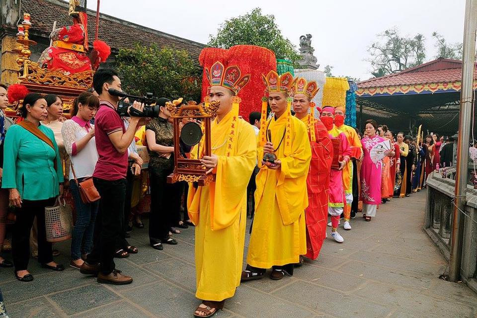 Lễ hội Phủ Dầy tôn vinh Thánh Mẫu Liễu Hạnh.