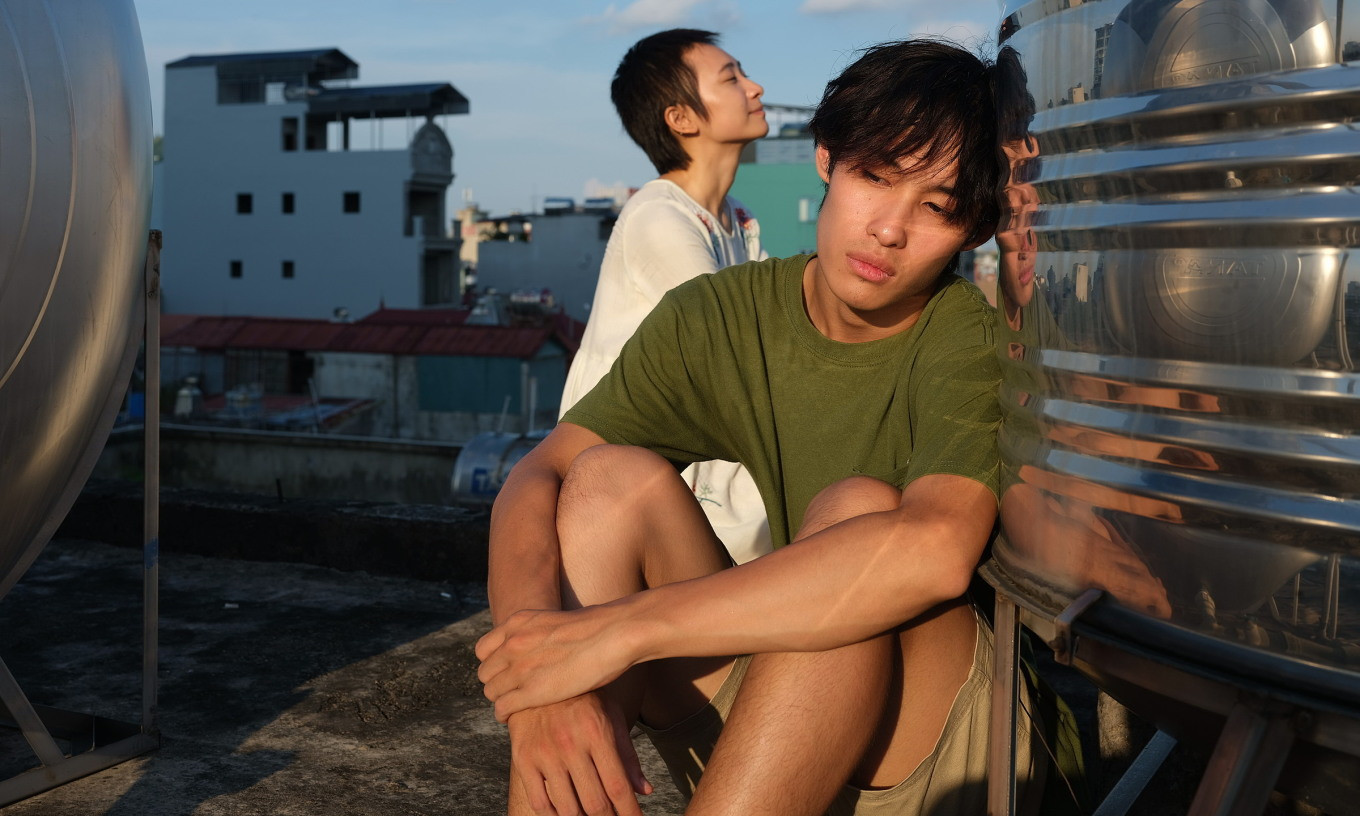 Một cảnh quay của diễn viên trẻ Bùi Thạc Phong trong phim. Một cảnh quay của diễn viên trẻ Bùi Thạc Phong trong phim.