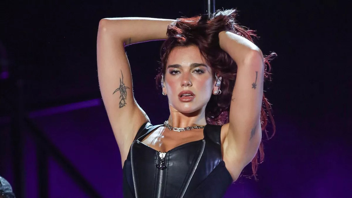 Dua Lipa coi "manifest" là bí quyết thành công. Dua Lipa coi "manifest" là bí quyết thành công.