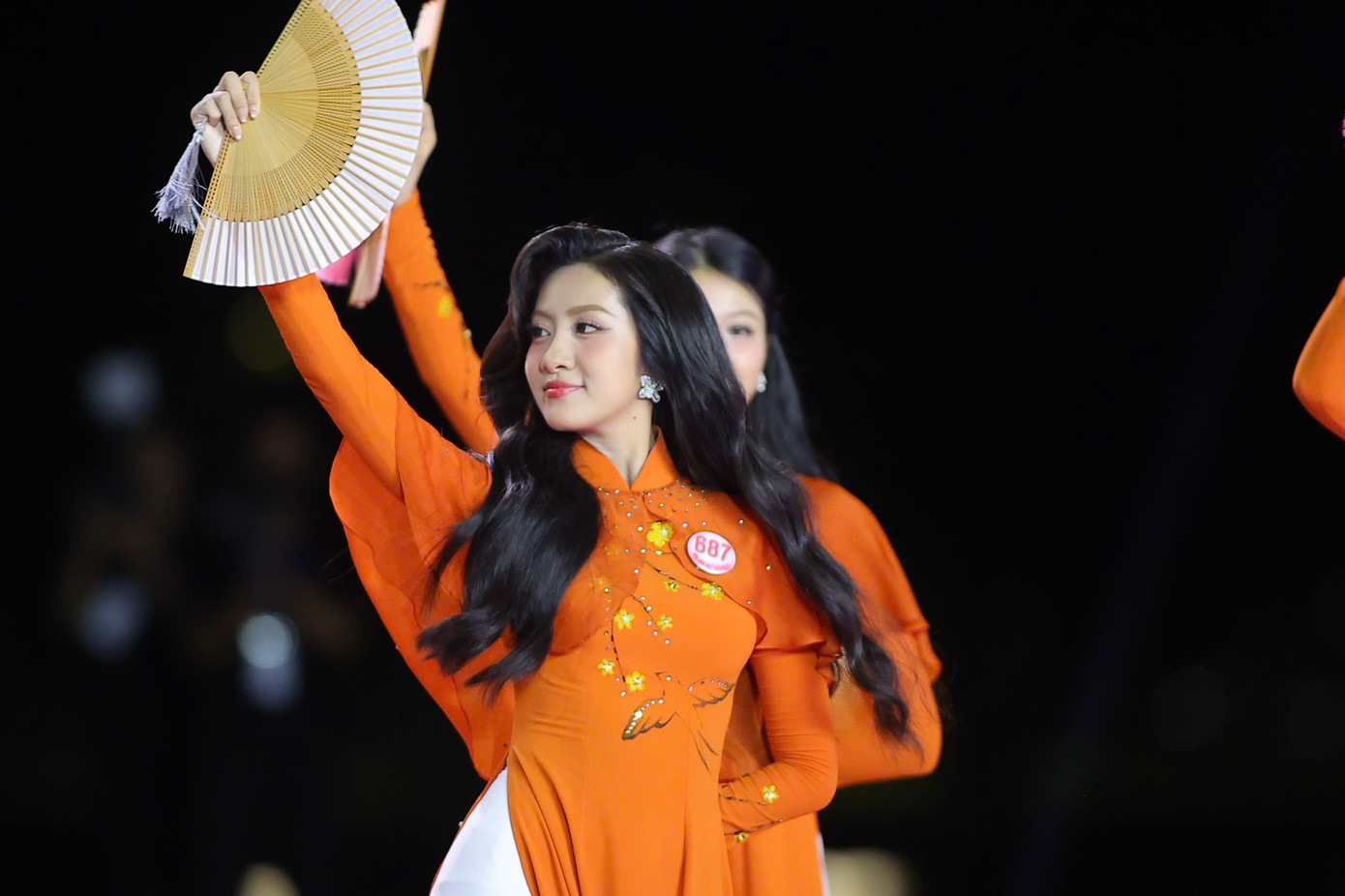 Đêm chung kết tôn vinh nhan sắc và quảng bá di sản văn hóa. Ảnh: Trọng Tài.