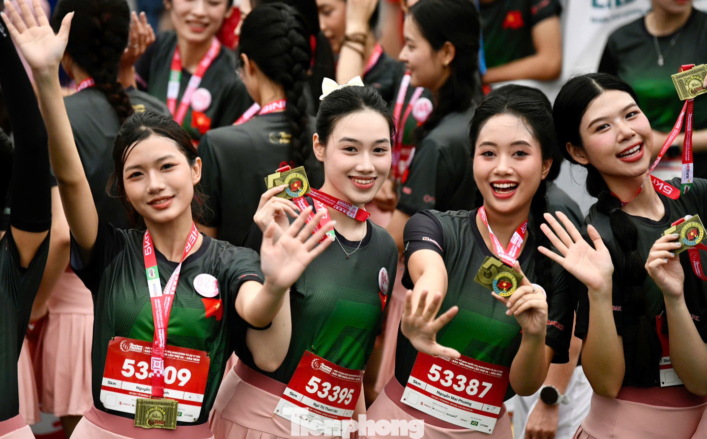 Giải Vô địch Quốc gia Marathon và cự ly dài báo Tiền Phong lần thứ 66 - năm 2025 (Tiền Phong Marathon 2025) tại Quảng Trị bắt đầu từ ngày 28/3 đến 30/3. Các thí sinh Hoa hậu Việt Nam 2024 cũng thử sức ở cự ly chạy đồng hành.