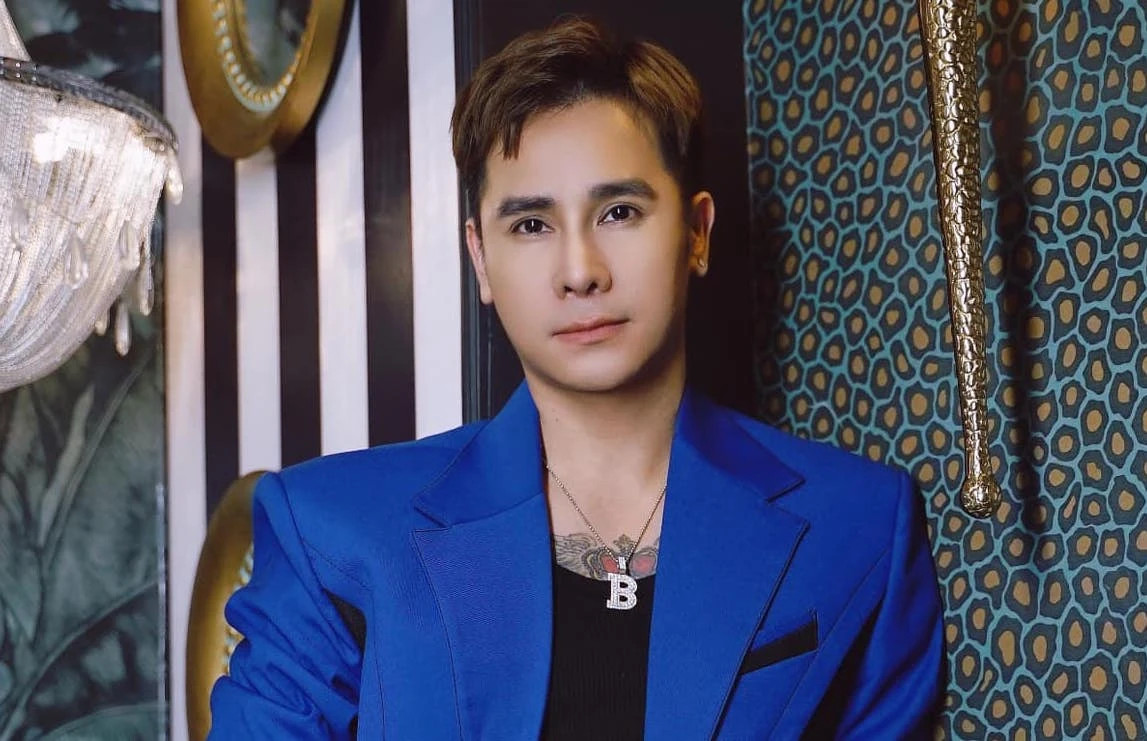 Trước khi bị bắt vì sử dụng trái phép chất ma túy, Chu Bin có sự nghiệp âm nhạc không nổi bật. Trước khi bị bắt vì sử dụng trái phép chất ma túy, Chu Bin có sự nghiệp âm nhạc không nổi bật.