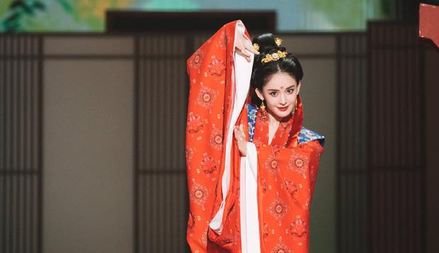 Nhan sắc gây thương nhớ của người đẹp 29 tuổi.