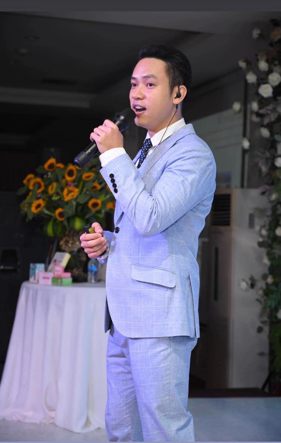 Ngoài công việc ca sĩ, diễn viên, Duy Khoa còn bận rộn với công ty riêng Ngoài công việc ca sĩ, diễn viên, Duy Khoa còn bận rộn với công ty riêng