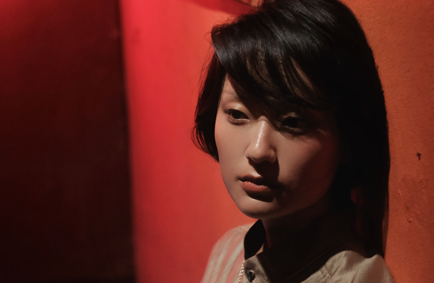 Hồ Thu Anh nói cô không phải diễn viên được đào tạo qua trường lớp, vì vậy áp lực khi đóng phim càng lớn.