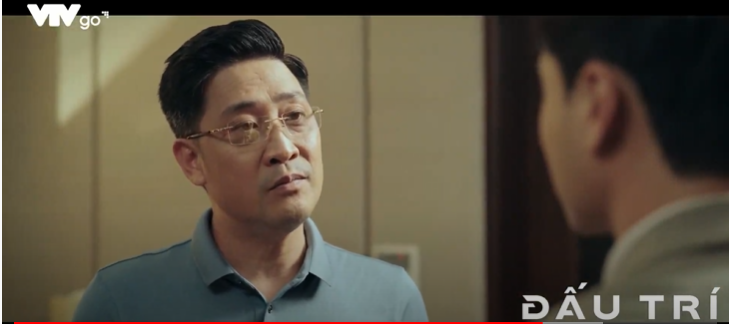 Ông Hùng đặt vấn đề với Vũ.