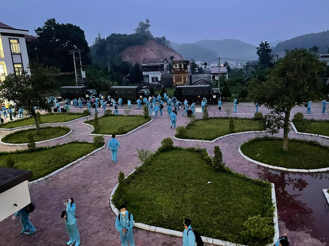 Hình ảnh tại khu cách ly của nam ca sĩ.