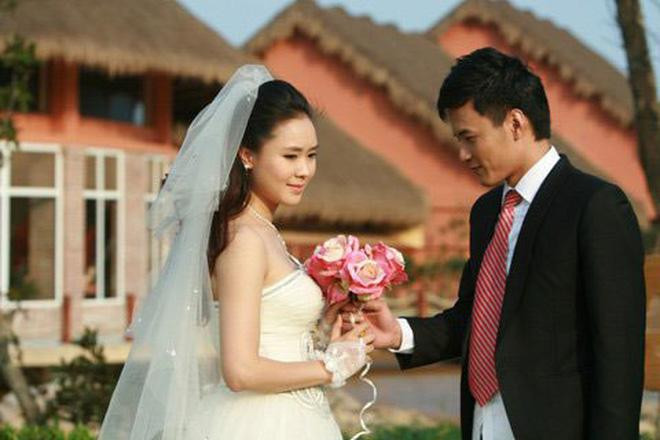 "Cầu vồng tình yêu" đánh dấu lần đầu hợp tác của Hồng Đăng - Hồng Diễm. "Cầu vồng tình yêu" đánh dấu lần đầu hợp tác của Hồng Đăng - Hồng Diễm.