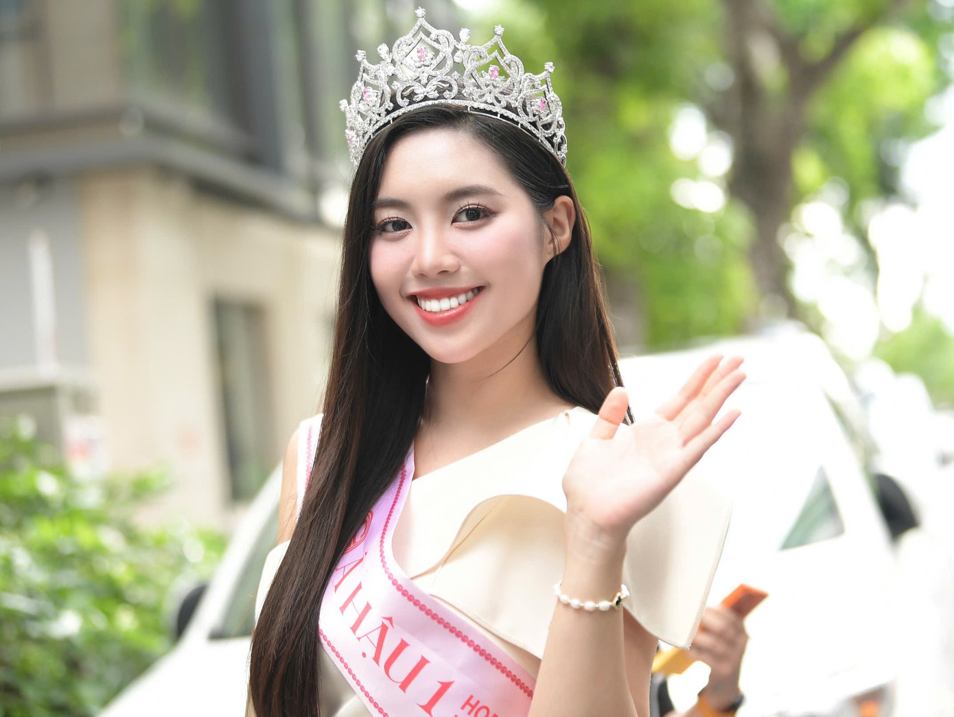 Châu Anh muốn lan tỏa hình ảnh nữ quân nhân vừa bản lĩnh, kỷ luật, vừa dịu dàng, nữ tính. Ảnh: Dương Triều. Châu Anh muốn lan tỏa hình ảnh nữ quân nhân vừa bản lĩnh, kỷ luật, vừa dịu dàng, nữ tính. Ảnh: Dương Triều.