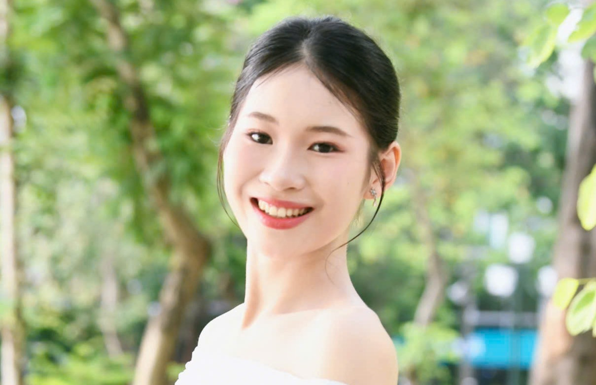 Hoàng Thị Hiền Nhi, sinh năm 2005, đến từ Yên Bái là một trong 25 thí sinh lọt vào chung kết Hoa hậu Việt Nam 2024. Cô là người dân tộc Tày. Hiền Nhi là thí sinh dân tộc thiểu số duy nhất góp mặt trong vòng chung kết.