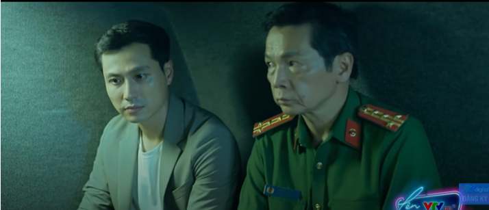 Ban chuyên án đặt máy ghi âm cuộc trò chuyện của hai &quot;ông trùm&quot;.