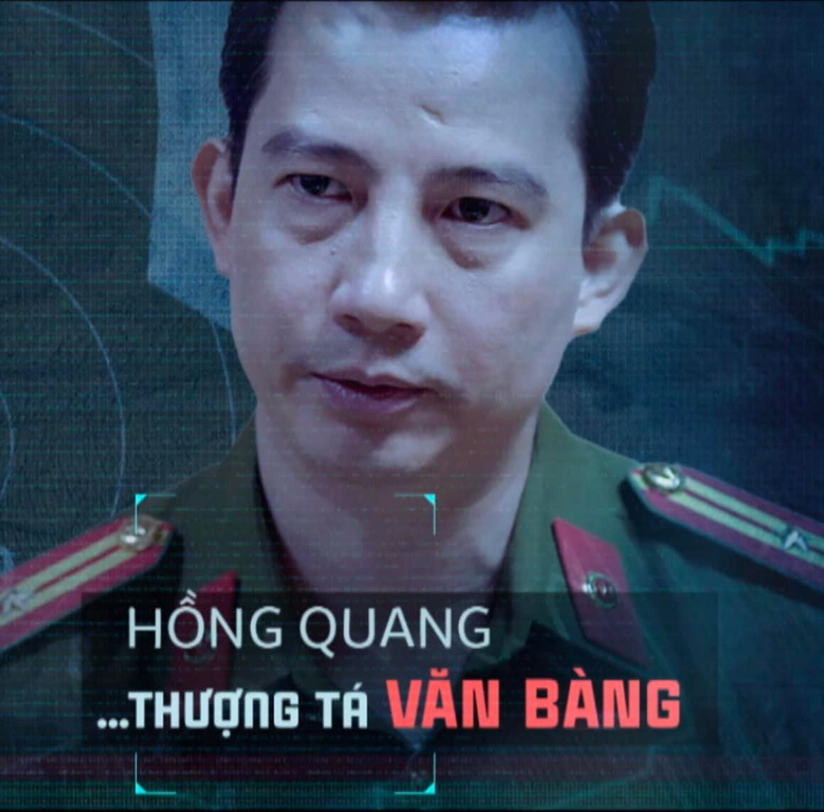 Diễn viên Hồng Quang nhận vai Thượng tá Văn Bàng trong Đấu trí. Diễn viên Hồng Quang nhận vai Thượng tá Văn Bàng trong Đấu trí.