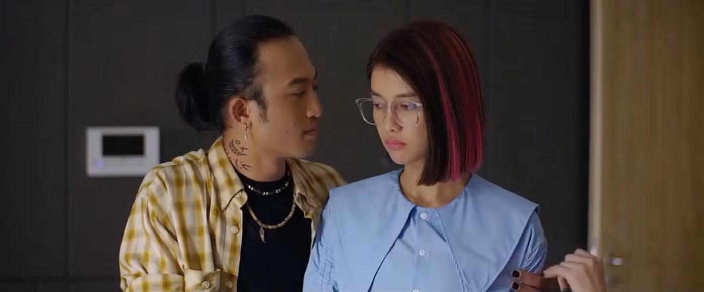 Doãn Quốc Đam và Trình Mỹ Duyên không gây ấn tượng với khán giả. Doãn Quốc Đam và Trình Mỹ Duyên không gây ấn tượng với khán giả.
