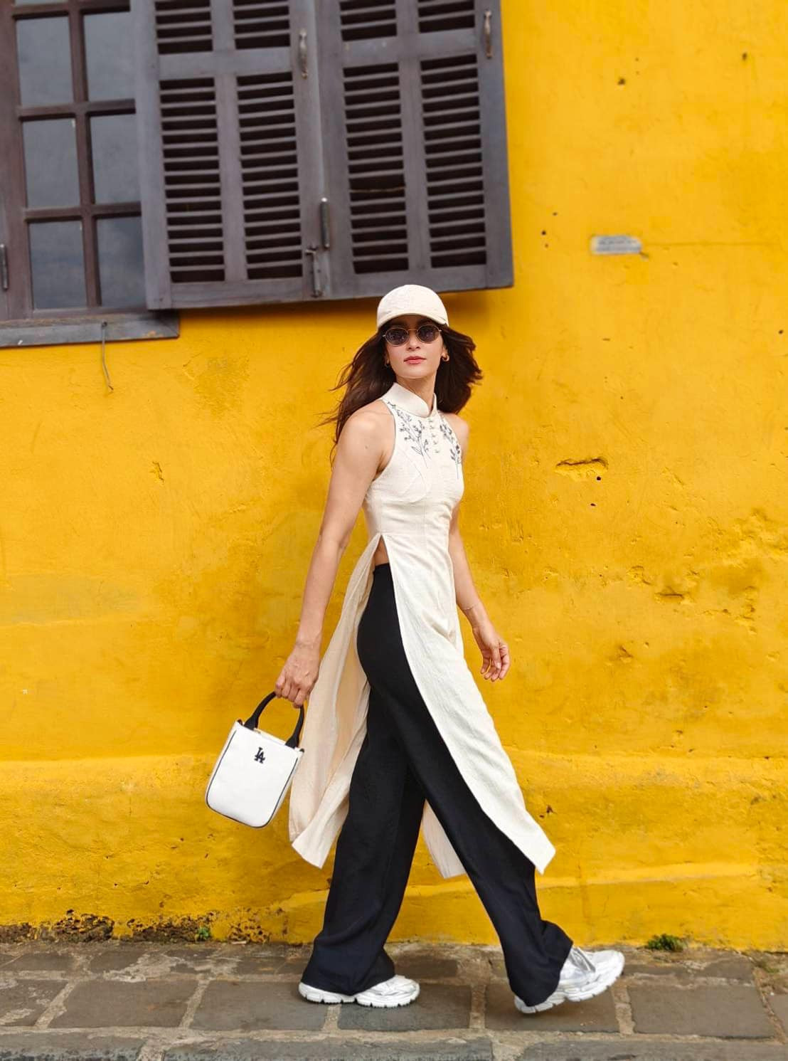 Ann Thongprasom ở Hội An.