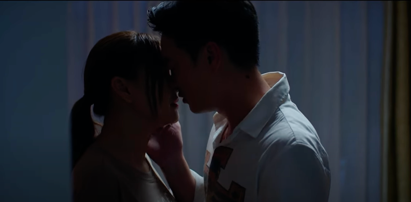 Sau tất cả, Quân và Lan trở về bên nhau, cùng xây dựng tổ ấm. Sau tất cả, Quân và Lan trở về bên nhau, cùng xây dựng tổ ấm.