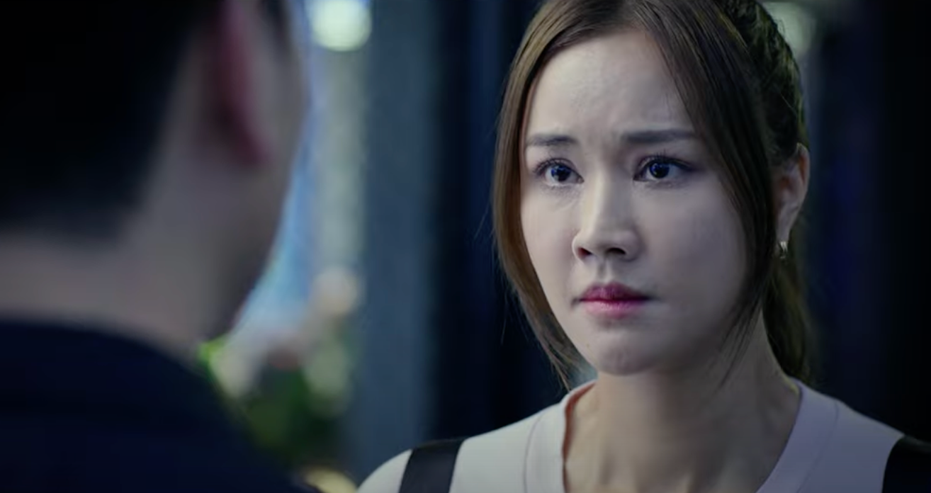 Lan định bỏ đi, nuôi con một mình. Lan định bỏ đi, nuôi con một mình.