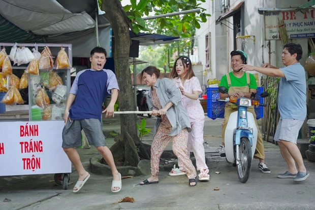 Tổ công tác chịu trách nhiệm cấp, thu hồi giấy phép phân loại phim đối với phim của doanh nghiệp, đơn vị sự nghiệp, tổ chức chưa đủ điều kiện. Tổ công tác chịu trách nhiệm cấp, thu hồi giấy phép phân loại phim đối với phim của doanh nghiệp, đơn vị sự nghiệp, tổ chức chưa đủ điều kiện.