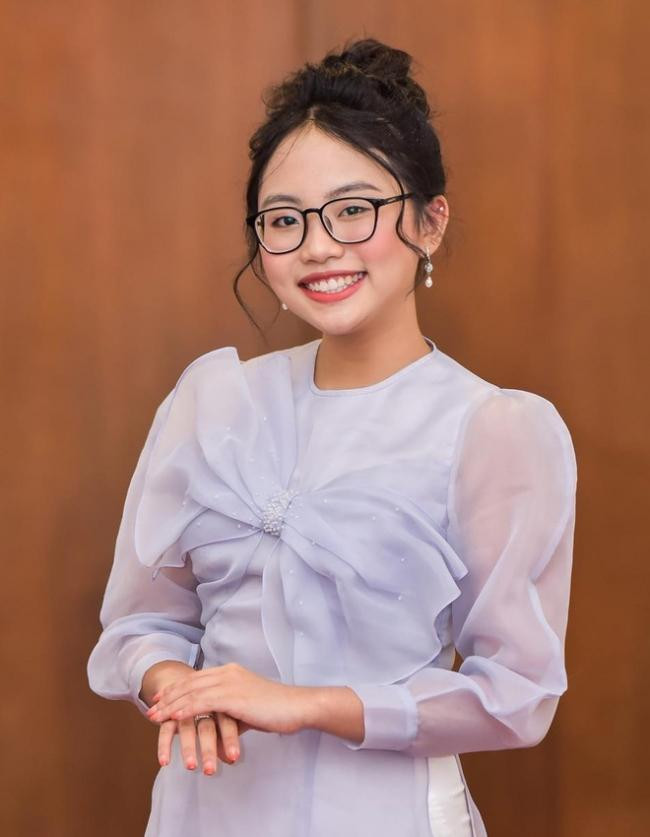 Phía Phương Mỹ Chi chính thức đưa ra lời xin lỗi Phía Phương Mỹ Chi chính thức đưa ra lời xin lỗi