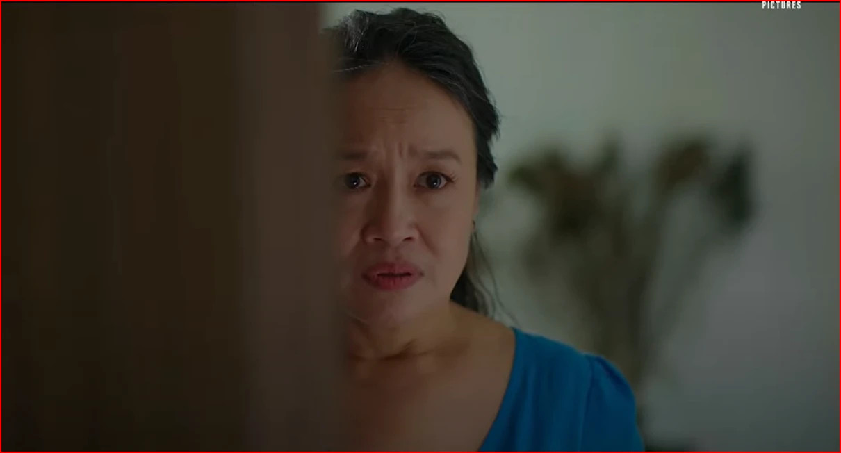 Bà Giang làm ầm ĩ nhà cửa vì nghi chồng ngoại tình.