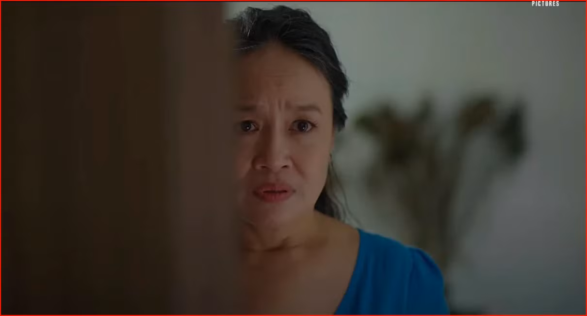 Bà Giang làm ầm ĩ nhà cửa vì nghi chồng ngoại tình. Bà Giang làm ầm ĩ nhà cửa vì nghi chồng ngoại tình.