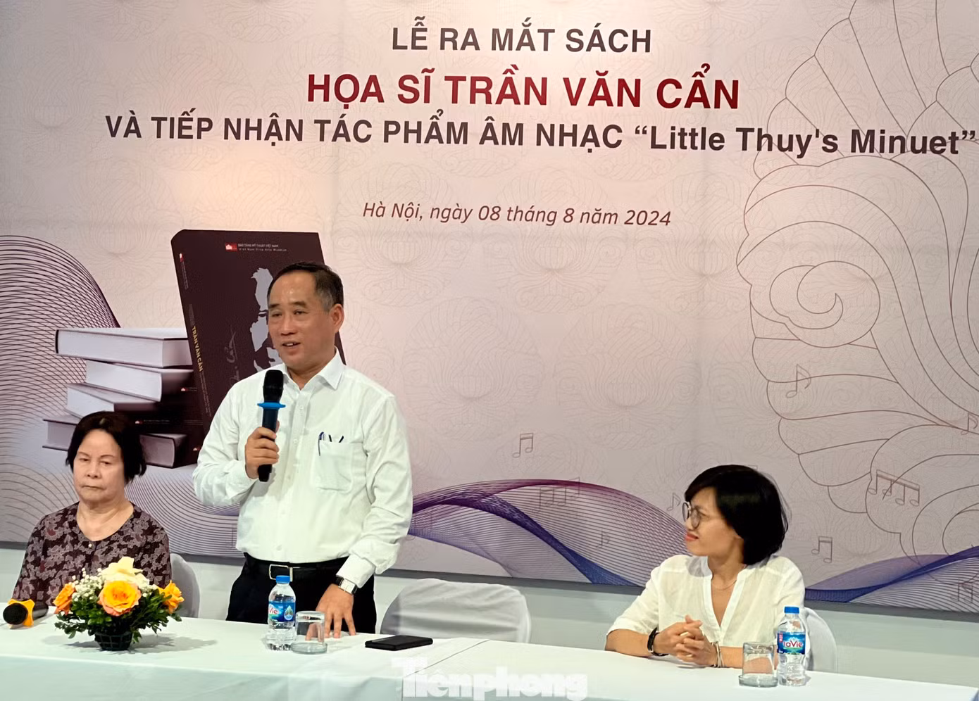 Giám đốc Bảo tàng Mỹ thuật Việt Nam Nguyễn Anh Minh khẳng định tác phẩm có tính khái quát cao.