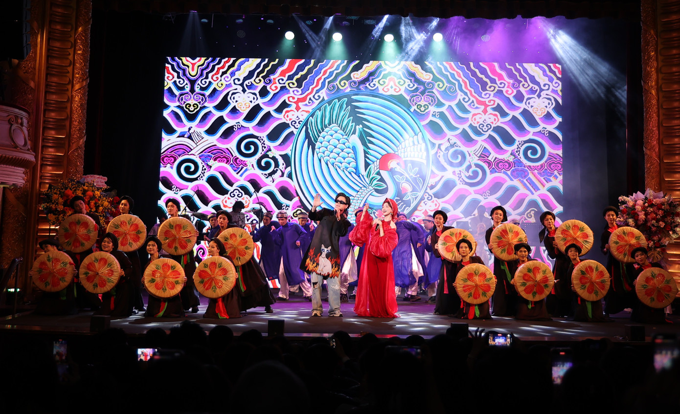 Năm nay cũng là năm đầu tiên giải Cống hiến tiến ra châu Á. Những người chiến thắng có cơ hội tham dự và giành giải Đặc biệt quốc tế tại Giải Âm nhạc Nhật Bản tổ chức vào tháng 5.