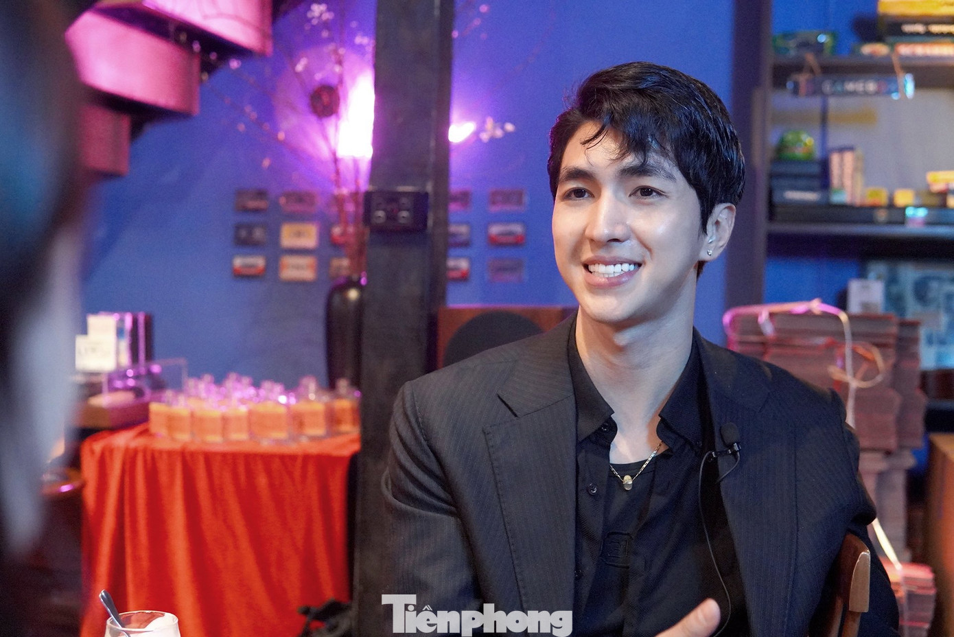 Bình An cho biết anh không vội khi trải qua 8 năm làm nghề mới có một vai thực sự đột phá, độc đáo. Anh bắt đầu với những vai diễn hiền lành, thất tình hay vai phải "đổ vỏ". "Sau khi trải qua những vai đó, tôi đến với vai cá tính. Bình An nghĩ khó có thể vội vàng bỏ qua một giai đoạn nào khi làm nghề", nam diễn viên chia sẻ với Tiền Phong.