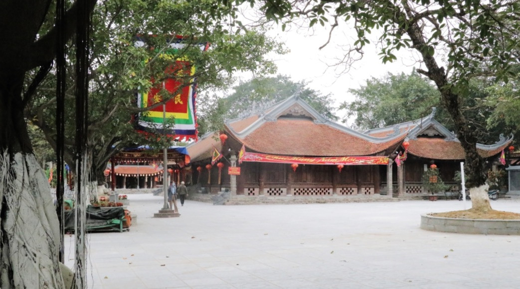 Kiến trúc đình làng được xây dựng theo kiểu chữ công