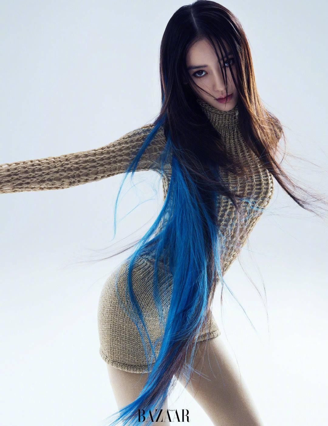 Angela Baby là một trong những &quot;tiểu hoa đán&quot; thế hệ 8x của showbiz Trung Quốc có số lần làm người mẫu trang bìa cho Harper&apos;s Bazaar nhiều nhất. Nữ diễn viên hưởng đãi ngộ lên bìa Bazaar 9 năm liên tiếp trong khoảng thời gian từ 2013 đến 2021.