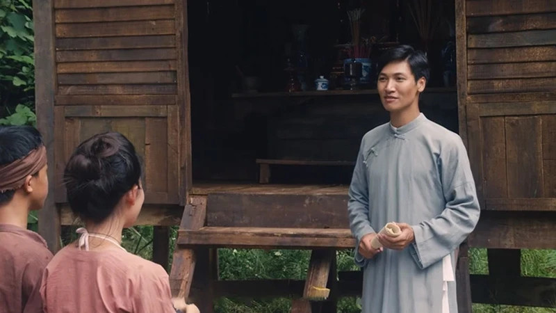 Diễn viên Mạnh Trường vinh dự đóng vai Bác Hồ trong Thầu Chín ở Xiêm.