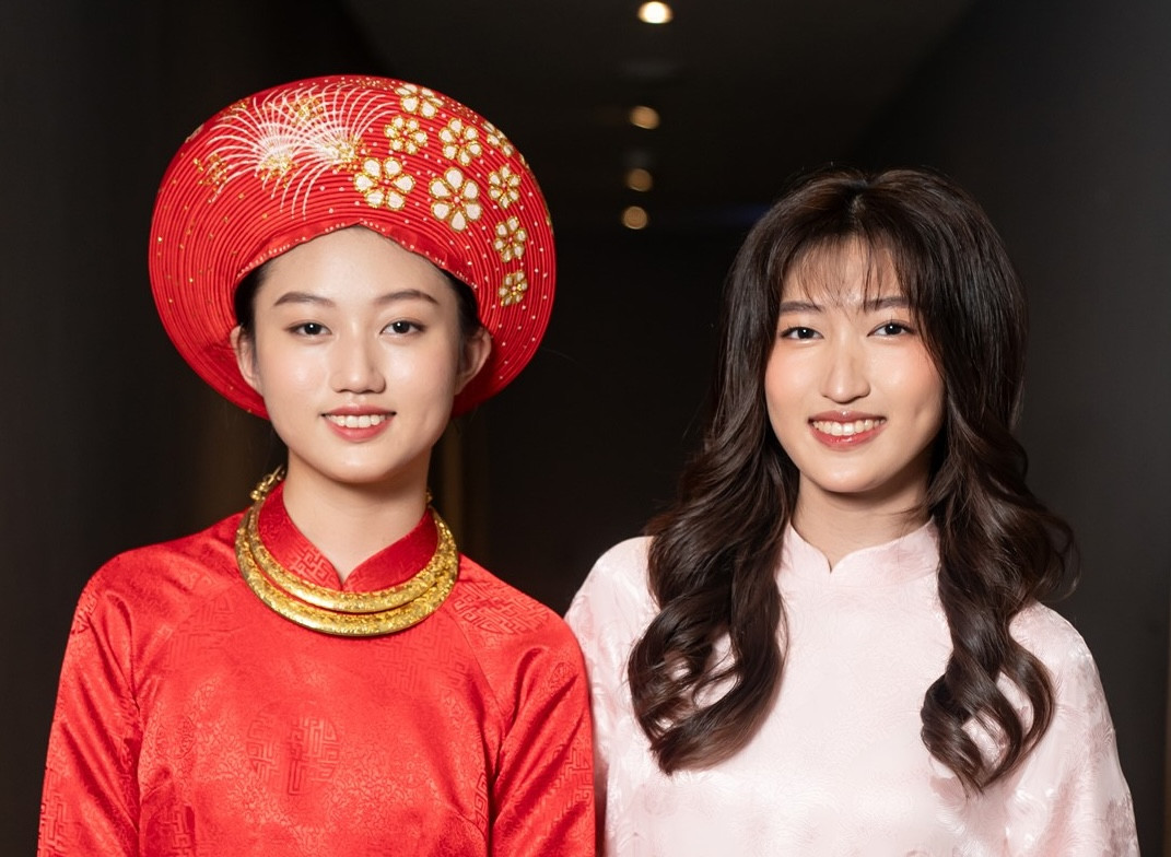 Phim điện ảnh Út Lan: Oán linh giữ của còn có sự góp mặt của chị gái Mai Cát Vi là Mai Mỹ Ngân. Đây là lần hiếm hoi một tác phẩm điện ảnh Việt có 2 chị em cùng tham gia.