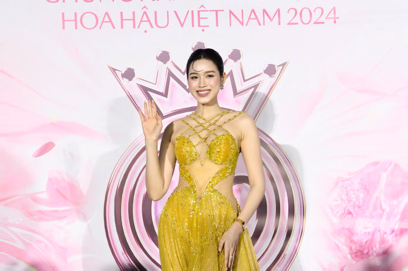 Các hoa hậu, á hậu của Hoa hậu Việt Nam trên thảm đỏ Chung khảo toàn quốc. Ảnh: Trọng Tài. Các hoa hậu, á hậu của Hoa hậu Việt Nam trên thảm đỏ Chung khảo toàn quốc. Ảnh: Trọng Tài.