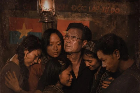 Tác phẩm của đạo diễn Bùi Thạc Chuyên thành công về doanh thu, thu hút rất nhiều người trẻ xem phim cách mạng.